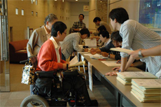 シンポジウムが開催された長田区では、区単独のUD研究会が活動している